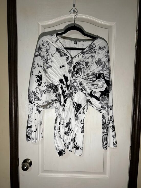 Tops - Black White Abstract Print Pleated Ruched Waist Long Sleeve Top Size L